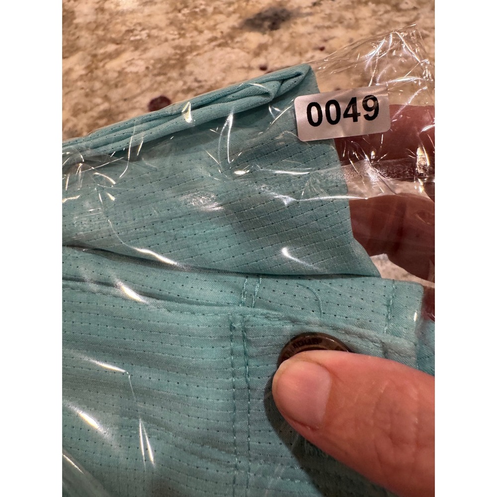 Under Armour Mens HeatGear Golf Shorts Aqua Teal Loose Fit Size 32 Textured - Picture 12 of 12